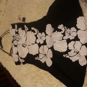 - NWT Cute Split top